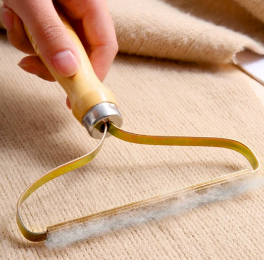 2-Piece Set of Portable Lint Removers